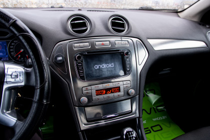 Продажа Ford Mondeo IV 2.0 MT (145 л.с.) 2010 Фиолетовый в Автодом