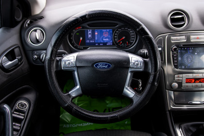 Продажа Ford Mondeo IV 2.0 MT (145 л.с.) 2010 Фиолетовый в Автодом