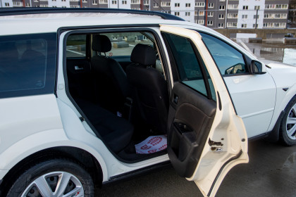 Продажа Ford Mondeo III Рестайлинг 2.0 AT (130 л.с.) 2005 Белый в Автодом