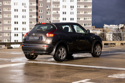 Продажа Nissan Juke I 1.6 CVT (117 л.с.) 2013 Коричневый в Автодом