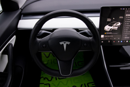 Продажа Tesla Model 3 I Standart 0.0 AT (258 л.с.) 2020 Белый в Автодом