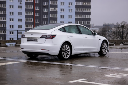 Продажа Tesla Model 3 I Standart 0.0 AT (258 л.с.) 2020 Белый в Автодом