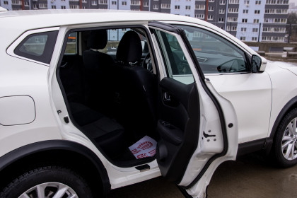 Продажа Nissan Qashqai II 2.0 CVT (144 л.с.) 2017 Белый в Автодом