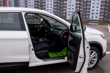 Продажа Nissan Qashqai II 2.0 CVT (144 л.с.) 2017 Белый в Автодом