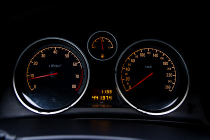 Продажа Opel Astra H 1.6 MT (105 л.с.) 2005 Серебристый в Автодом