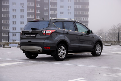 Продажа Ford Kuga II Рестайлинг 2.5 AT (150 л.с.) 2019 Серебристый в Автодом