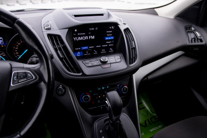 Продажа Ford Kuga II Рестайлинг 2.5 AT (150 л.с.) 2019 Серебристый в Автодом