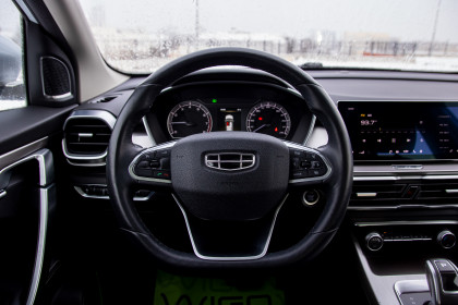 Продажа Geely Coolray I 1.5 AMT (177 л.с.) 2020 Серебристый в Автодом