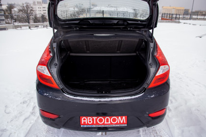 Продажа Hyundai Solaris I 1.4 MT (107 л.с.) 2011 Черный в Автодом