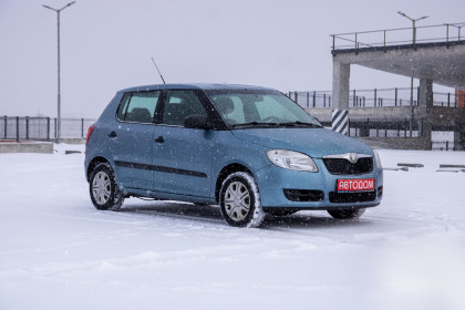 Продажа Skoda Fabia II 1.2 MT (70 л.с.) 2009 Синий в Автодом