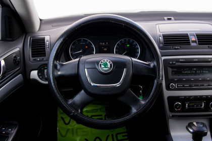 Продажа Skoda Octavia II (A5) Рестайлинг 1.8 AT (152 л.с.) 2012 Серый в Автодом