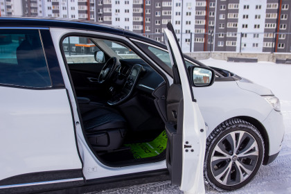 Продажа Renault Scenic IV Grand 1.7 MT (120 л.с.) 2020 Белый в Автодом