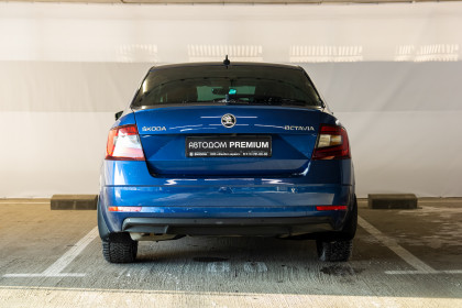 Продажа Skoda Octavia III (A7) Рестайлинг 1.8 AMT (180 л.с.) 2020 Синий в Автодом
