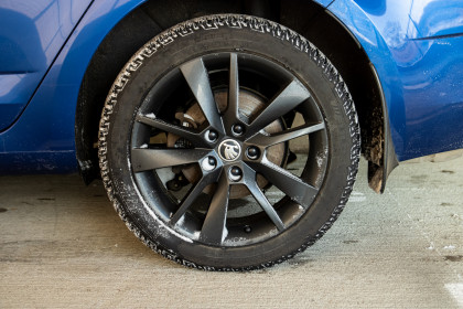 Продажа Skoda Octavia III (A7) Рестайлинг 1.8 AMT (180 л.с.) 2020 Синий в Автодом