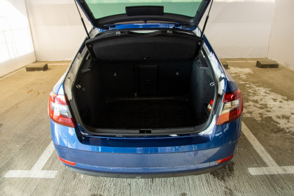 Продажа Skoda Octavia III (A7) Рестайлинг 1.8 AMT (180 л.с.) 2020 Синий в Автодом