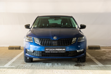 Продажа Skoda Octavia III (A7) Рестайлинг 1.8 AMT (180 л.с.) 2020 Синий в Автодом