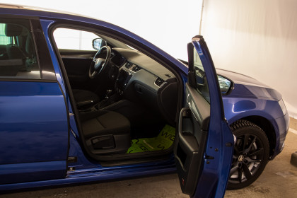 Продажа Skoda Octavia III (A7) Рестайлинг 1.8 AMT (180 л.с.) 2020 Синий в Автодом