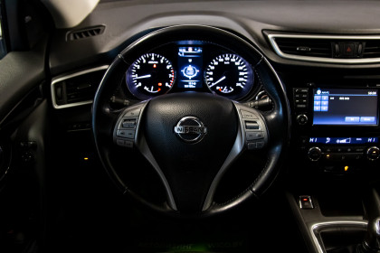 Продажа Nissan Qashqai II 1.2 MT (115 л.с.) 2015 Белый в Автодом