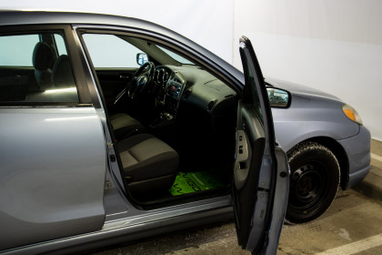 Продажа Toyota Matrix I (E130) 1.8 AT (132 л.с.) 2006 Серебристый в Автодом