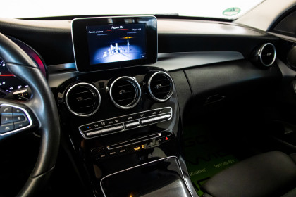 Продажа Mercedes-Benz C-Класс IV (W205) 180 BlueTEC 1.6 AT (116 л.с.) 2016 Белый в Автодом