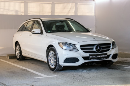 Продажа Mercedes-Benz C-Класс IV (W205) 180 BlueTEC 1.6 AT (116 л.с.) 2016 Белый в Автодом