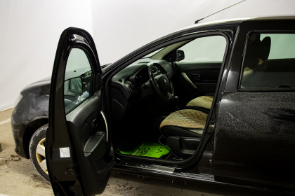 Продажа Renault Logan II 1.6 AT (102 л.с.) 2018 Черный в Автодом