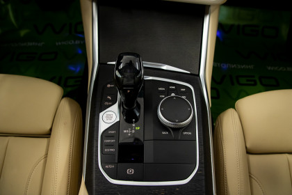 Продажа BMW 4 серии G22, G23, G26 430i 2.0 AT (258 л.с.) 2020 Белый в Автодом