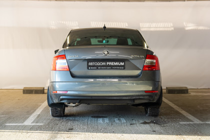 Продажа Skoda Octavia III (A7) Рестайлинг 1.4 AMT (150 л.с.) 2017 Серый в Автодом