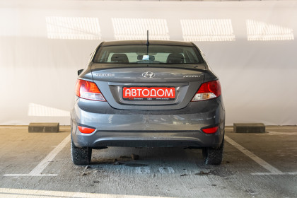 Продажа Hyundai Accent IV 1.6 MT (123 л.с.) 2013 Серый в Автодом