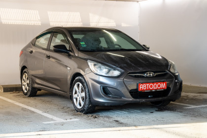 Продажа Hyundai Accent IV 1.6 MT (123 л.с.) 2013 Серый в Автодом