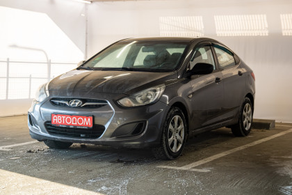 Продажа Hyundai Accent IV 1.6 MT (123 л.с.) 2013 Серый в Автодом