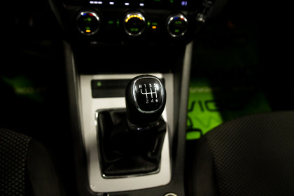 Продажа Skoda Octavia III (A7) 1.4 MT (140 л.с.) 2014 Коричневый в Автодом