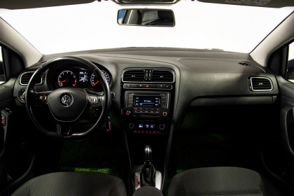 Продажа Volkswagen Polo V Рестайлинг 1.6 AT (110 л.с.) 2017 Синий в Автодом