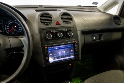 Продажа Volkswagen Caddy III Рестайлинг 1.6 MT (102 л.с.) 2013 Белый в Автодом