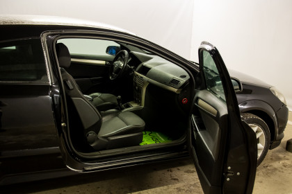 Продажа Opel Astra H 1.8 MT (140 л.с.) 2007 Черный в Автодом