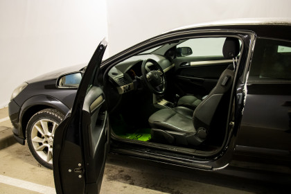 Продажа Opel Astra H 1.8 MT (140 л.с.) 2007 Черный в Автодом
