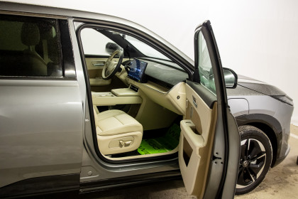 Продажа Toyota bZ3X I 58.3 kWh 0.0 AT (204 л.с.) 2025 Серый в Автодом