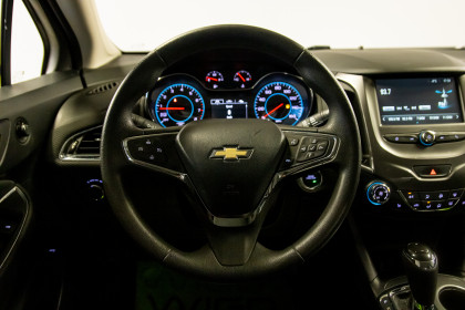 Продажа Chevrolet Cruze II 1.4 AT (153 л.с.) 2016 Серый в Автодом