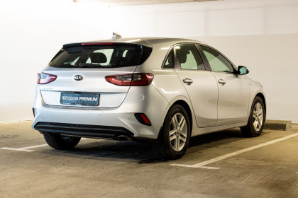 Продажа Kia Ceed III 1.0 MT (120 л.с.) 2020 Серебристый в Автодом