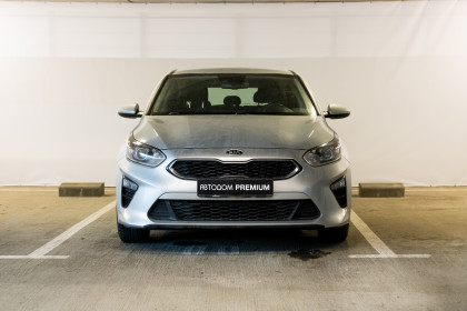 Продажа Kia Ceed III 1.0 MT (120 л.с.) 2020 Серебристый в Автодом