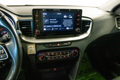 Продажа Kia Ceed III 1.0 MT (120 л.с.) 2020 Серебристый в Автодом