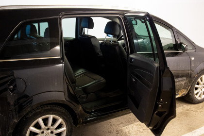 Продажа Opel Zafira B 1.9 MT (120 л.с.) 2007 Черный в Автодом
