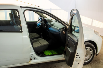 Продажа Dacia Sandero I 1.4 MT (75 л.с.) 2009 Белый в Автодом