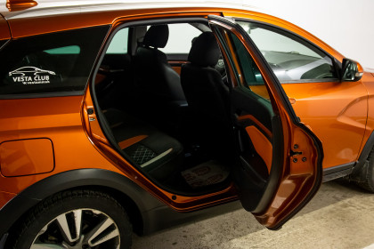 Продажа Lada (ВАЗ) Vesta I SW 1.8 AMT (122 л.с.) 2019 Оранжевый в Автодом