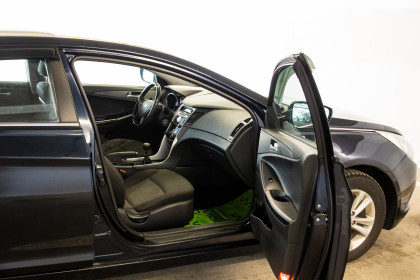 Продажа Hyundai Sonata VI (YF) 2.0 MT (150 л.с.) 2011 Синий в Автодом