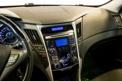 Продажа Hyundai Sonata VI (YF) 2.0 MT (150 л.с.) 2011 Синий в Автодом