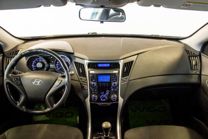 Продажа Hyundai Sonata VI (YF) 2.0 MT (150 л.с.) 2011 Синий в Автодом