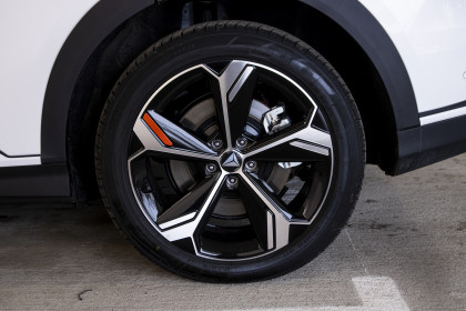 Продажа Changan Deepal S07 (S7) I 39.05 kWh 1.5 AT (258 л.с.) 2025 Белый в Автодом