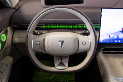 Продажа Changan Deepal S07 (S7) I 39.05 kWh 1.5 AT (258 л.с.) 2025 Белый в Автодом