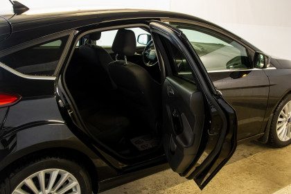 Продажа Ford Focus III Рестайлинг 1.5 AT (150 л.с.) 2018 Черный в Автодом